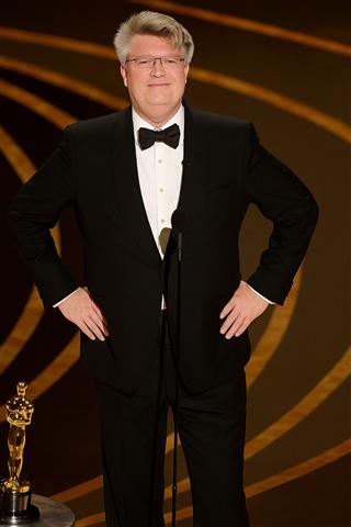 Rob hosts The Oscars